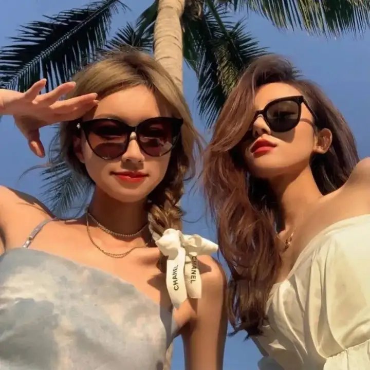 红粉女海盗
